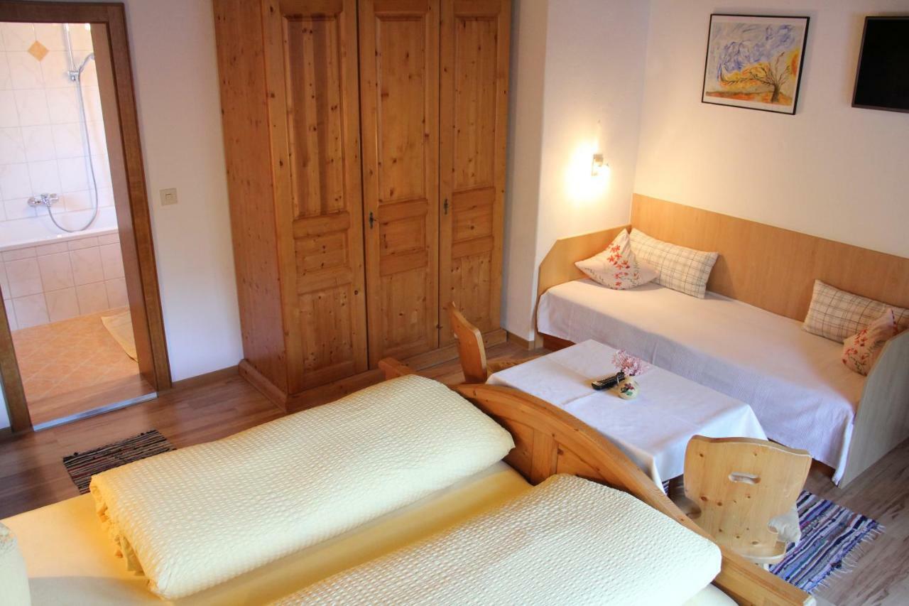 Pension Schwemberger Ohne Fruehstueck Mayrhofen Exterior photo